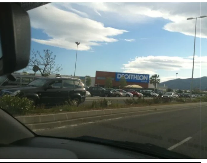 Paso 8: Pase frente a Decathlon